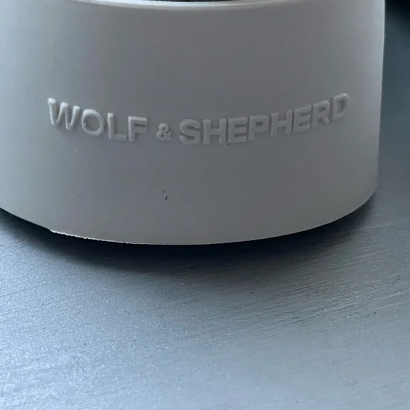 WOLF AND SHEPHERD CRUISE MULE - Picture 4 of 11